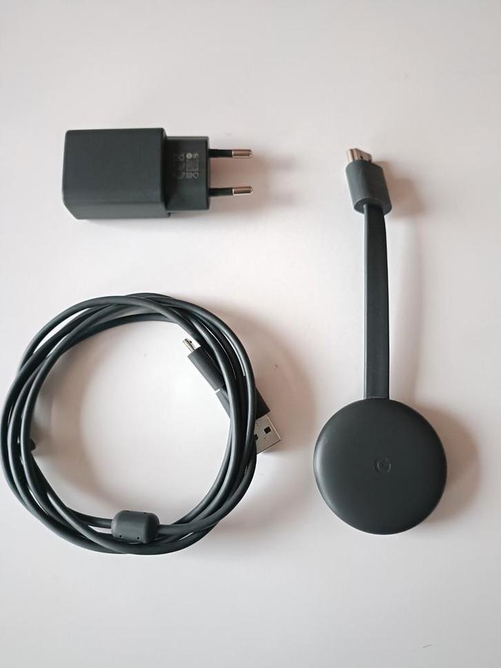 Google Chromecast V3 - de enige echte!, Audio, Tv en Foto, Mediaspelers, Zo goed als nieuw, Zonder harde schijf, HDMI, Verzenden