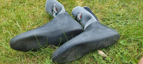 Atan Mistral 'barefoot' maat T3 ( 42/43 ), Watersport en Boten, Windsurfen, Zo goed als nieuw, Overige typen, Minder dan 250 cm
