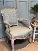 Antieke franse fauteuil nieuw gestoffeerd, landelijke stoel, Hoofdstraat 15 steeg, Il fienile, 50 tot 75 cm, Info@ilfienile.nl