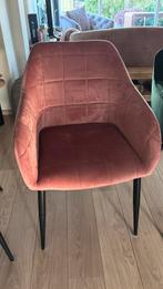 2 (como) eetkamerstoelen grijs en roze, Huis en Inrichting, Stoelen, Ophalen, Overige kleuren, Zo goed als nieuw, Vier