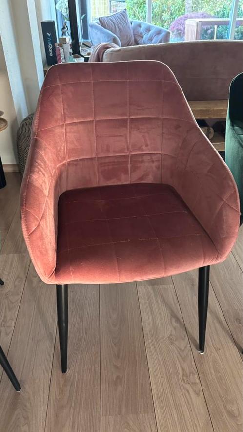 2 (como) eetkamerstoelen grijs en roze, Huis en Inrichting, Stoelen, Zo goed als nieuw, Vier, Stof, Overige kleuren, Ophalen