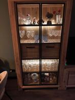 Houten vitrinekast met glazen deuren henders en hazel, Ophalen, 100 tot 150 cm, 200 cm of meer, Eikenhout