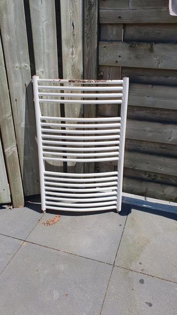 Gratis op te halen, handdoek radiator beschikbaar voor biedingen