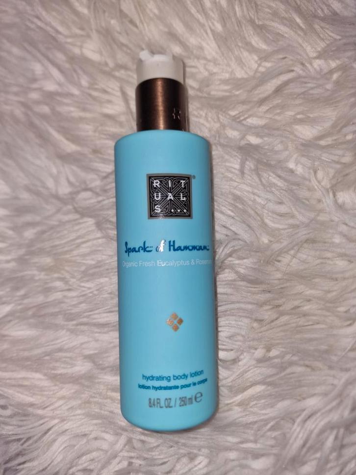 Rituals Spark of Hammam Body Lotion 250 ml bodylotion, Sieraden, Tassen en Uiterlijk, Uiterlijk | Lichaamsverzorging, Nieuw, Bodylotion, Crème of Olie
