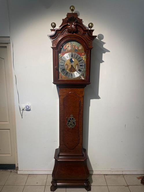 J L Jonker Nederhorst staand horloge met voledig kalender, Antiek en Kunst, Antiek | Klokken, Ophalen