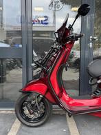 Vespa Sprint E4 80cc | Candy red | 80cc | Akrapovic | carbon, Niet ingevuld, Gebruikt, Overige modellen, Maximaal 45 km/u