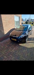 Fiat Punto 1.3 Multijet 62KW 3DR 2011 Zwart, Voorwielaandrijving, 4 cilinders, 400 kg, Zwart