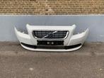voorbumper volvo V50 / S40 2007 tot 2012 wit bumper 30744904, Gebruikt, Voor, Ophalen of Verzenden, Volvo