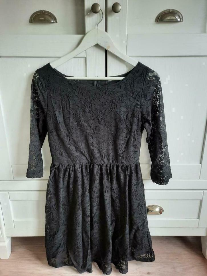Zwarte Kanten Jurk Kant Maat M 38, Kleding | Dames, Jurken, Zo goed als nieuw, Maat 38/40 (M), Zwart, Knielengte, Ophalen of Verzenden