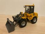 Volvo L30b motorart 1:50, Hobby en Vrije tijd, Modelauto's | 1:50, Ophalen of Verzenden, Zo goed als nieuw, Bus of Vrachtwagen