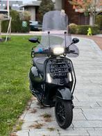 Vespa sprint full option 2022, Fietsen en Brommers, Scooters | Vespa, Ophalen of Verzenden, Zo goed als nieuw, Benzine