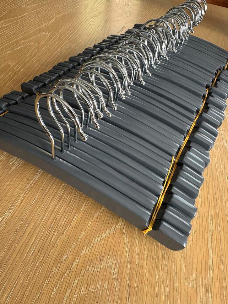 Webbing kledingkast Alexia van Karwei, Huis en Inrichting, Kasten | Kledingkasten, Gebruikt, 150 tot 200 cm, 50 tot 100 cm, 25 tot 50 cm