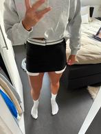 Boohoo broekrok zwart maat m, Kleding | Dames, Maat 38/40 (M), Ophalen of Verzenden, Zo goed als nieuw, Boven de knie
