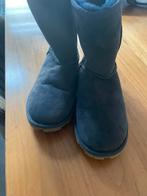 Donker blauwe uggs maat 38, Kleding | Dames, Schoenen, Ophalen, UGG, Blauw, Zo goed als nieuw