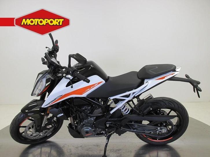 KTM 390 DUKE ABS (bj 2022), Motoren, Motoren | KTM, Bedrijf, Naked bike