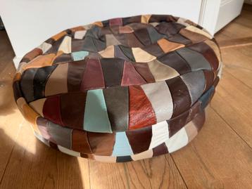 Vintage Leren Poef - Charmante Gebruikte Staat beschikbaar voor biedingen