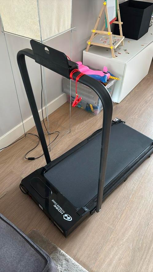 Nauwelijks gebruik, loopband tot 6KM per uur, Sport en Fitness, Fitnessapparatuur, Zo goed als nieuw, Loopband, Ophalen of Verzenden