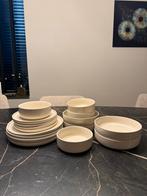 Serviesset 16-delig, Ophalen of Verzenden, Zo goed als nieuw, Overige stijlen, Porselein