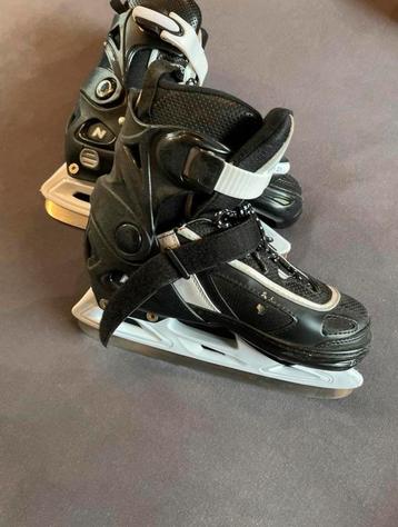 Verstelbare schaatsen maat 33-36 beschikbaar voor biedingen