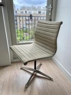 Eames bureaustoel, Beige, Gebruikt, Bureaustoel, Ophalen