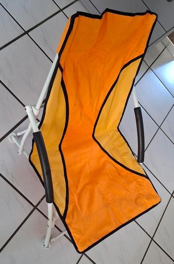 Opvouwbaar strandstoeltje oranje beschikbaar voor biedingen