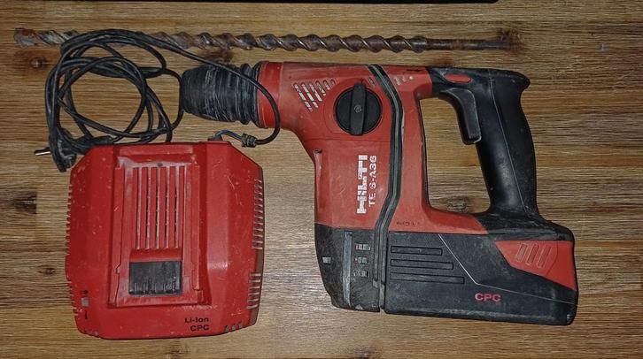 Klopboormachine Hilti, Doe-het-zelf en Verbouw, Gereedschap | Boormachines, Gebruikt, Boormachine, Ophalen of Verzenden