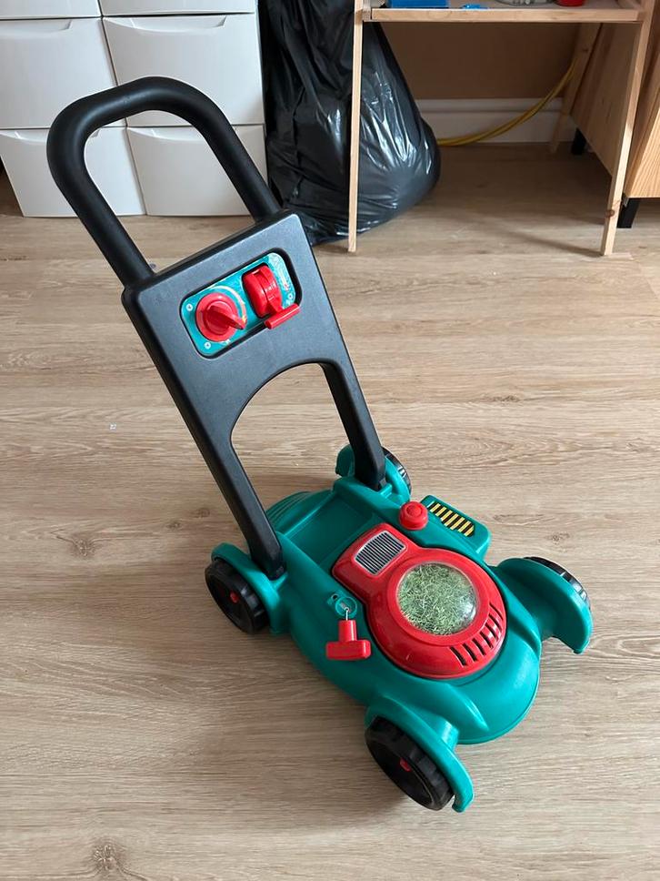 Leuke speelgoed grasmaaier voor kinderen, Kinderen en Baby's, Speelgoed | Babyspeelgoed, Gebruikt, Overige typen, Met wieltjes