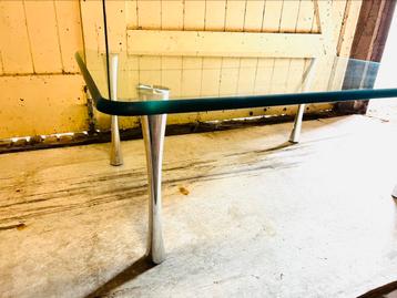 Beek Design salontafel met glazen blad beschikbaar voor biedingen