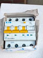3 st Eaton 3 fase aardlek automaat C25 30mA, Doe-het-zelf en Verbouw, Ophalen of Verzenden, Nieuw, Overige typen
