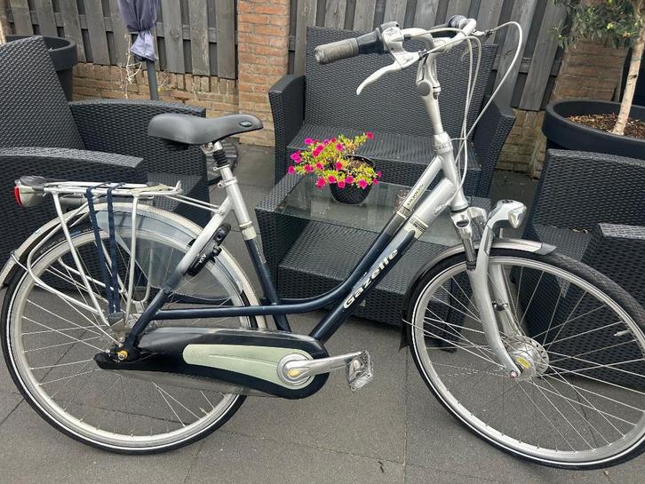 Gazelle damesfiets, Fietsen en Brommers, Fietsen | Dames | Damesfietsen, Zo goed als nieuw, Gazelle, Versnellingen, 53 tot 56 cm