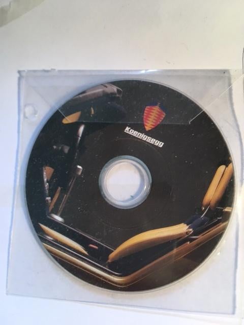 Koenigsegg CCX/R Edition originele persmap incl cdrom '08, Ophalen, Zo goed als nieuw
