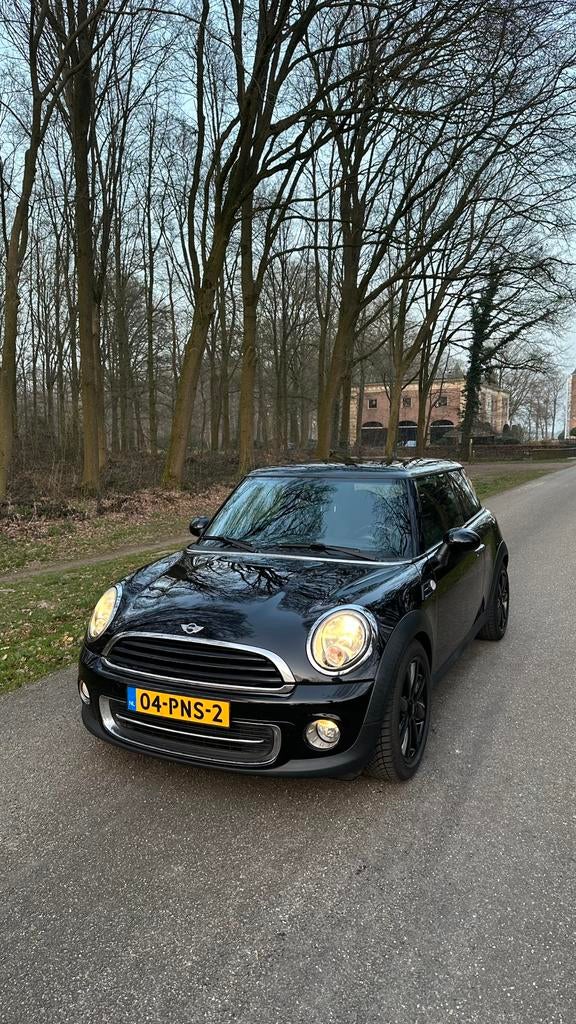 Mini 1.6 ONE 2011 Zwart, Voorwielaandrijving, Stof, 40 €/maand, Zwart