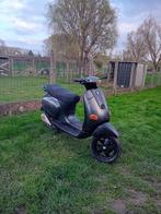 Vespa et4 125cc, Fietsen en Brommers, Scooters | Piaggio, Ophalen, Overige modellen, 125 cc, Zo goed als nieuw