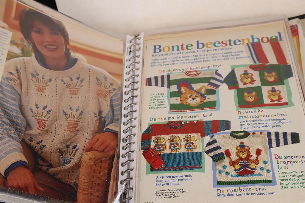 Grote map handwerk patronen borduren & breien, Ophalen of Verzenden, Gebruikt, Handborduren, Patroon