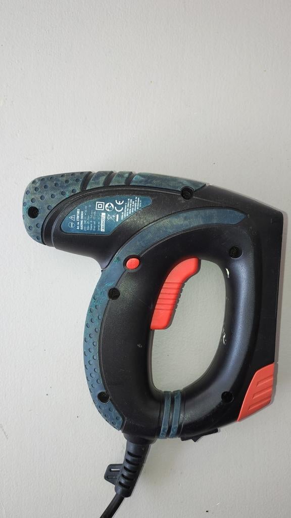 FERM Elektrische tacker/nietmachine, Doe-het-zelf en Verbouw, Gereedschap | Handgereedschap, Gebruikt, Ophalen