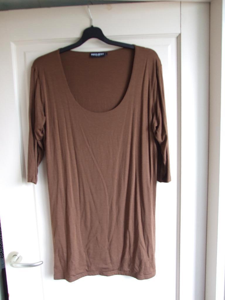 Request bruin lang shirt met driekwart mouw 2/48, Kleding | Dames, Maat 46/48 (XL) of groter, Ophalen of Verzenden, Zo goed als nieuw