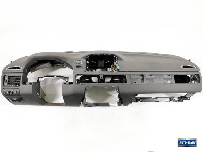 Dashboard van een Volvo XC70, Gebruikt, -, -, Ophalen of Verzenden