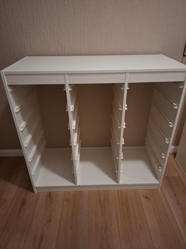 Nieuwe IKEA Trofast kast voor 9 medium bakken, Kinderen en Baby's, Kinderkamer | Commodes en Kasten, Minder dan 90 cm, Kast, Nieuw