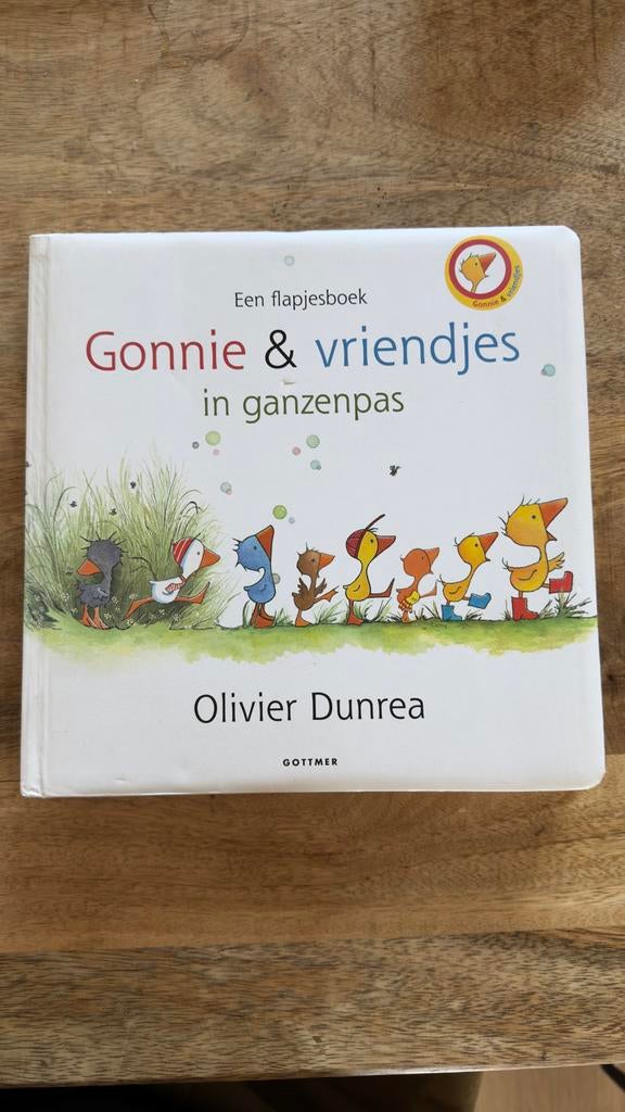 Gonnie & vriendjes in ganzenpas - Een flapjesboek, Boeken, Ophalen of Verzenden, Zo goed als nieuw, Uitklap-, Voel- of Ontdekboek