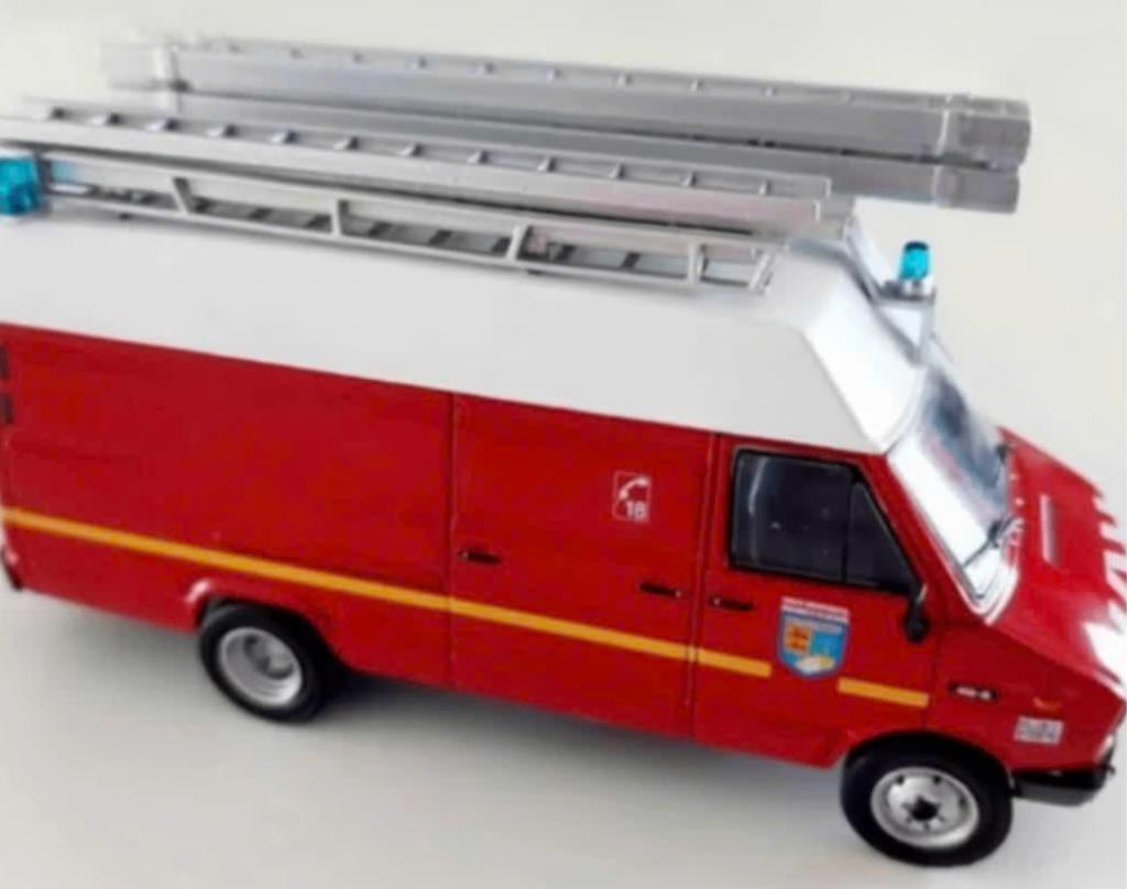 Iveco Daily 40-8 VTU LADDERWAGEN BRANDWEER schaal 1/43 # 75, Verzenden, Nieuw, Bus of Vrachtwagen, Overige merken