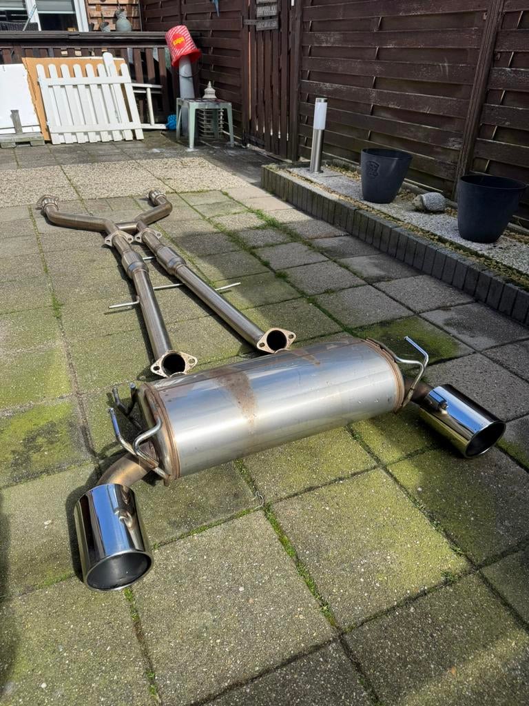 Nissan 370Z aftermarket Nismo uitlaat, Auto-onderdelen, Ophalen, Nissan