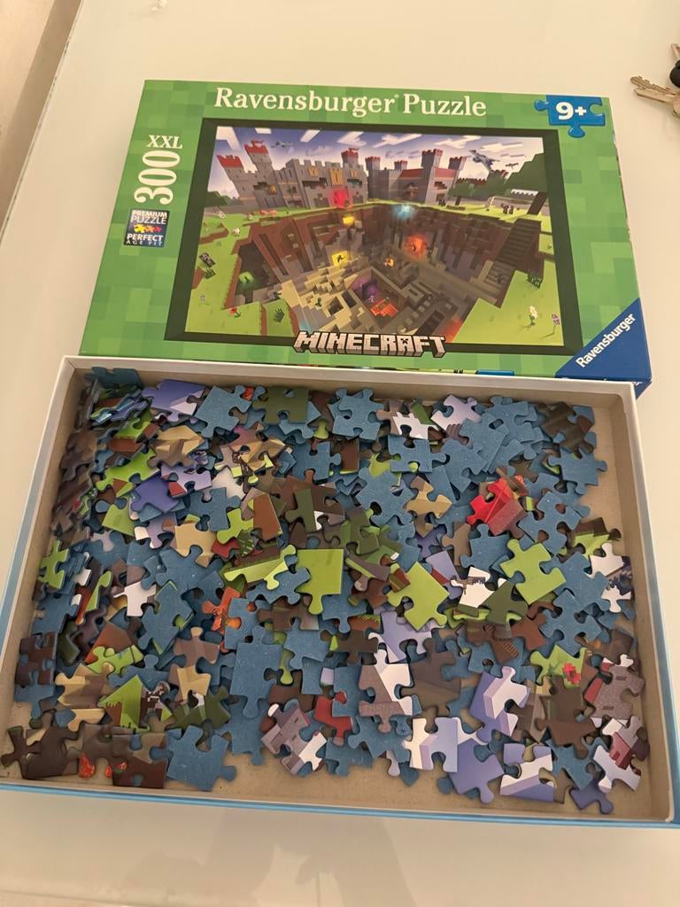Ravensburger Minecraft XXL 300 stukjes puzzel compleet, Kinderen en Baby's, Speelgoed | Kinderpuzzels, Zo goed als nieuw, 6 jaar of ouder