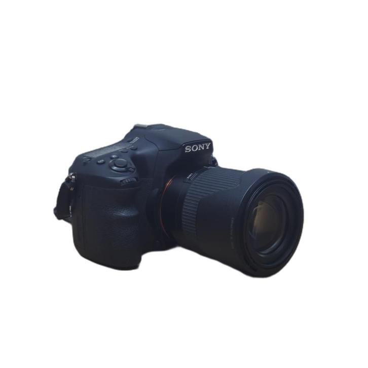 Sony A68 + Tamron 18-200mm F/3.5-6.3 | Nette staat, Audio, Tv en Foto, Videocamera's Digitaal, Zo goed als nieuw