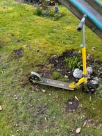 Step met grote wiel mooie fel kleurtje geel voor maar 20 eur, Fietsen en Brommers, Steps, Ophalen of Verzenden, Zo goed als nieuw