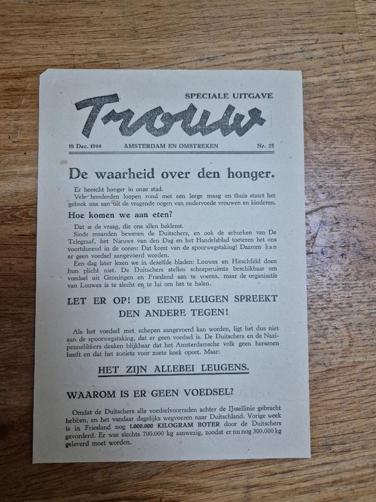 Wo2 illegale pers verzetskrant Trouw, 18 december 1944, Verzamelen, Ophalen of Verzenden, Nederland, Boek of Tijdschrift