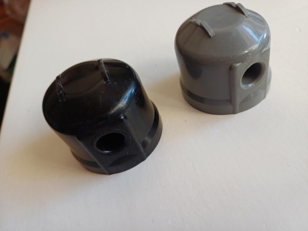 Zwart en grijze luchtfilter huis encarwi ?, Ophalen of Verzenden, Gebruikt, Overige typen, Overige merken