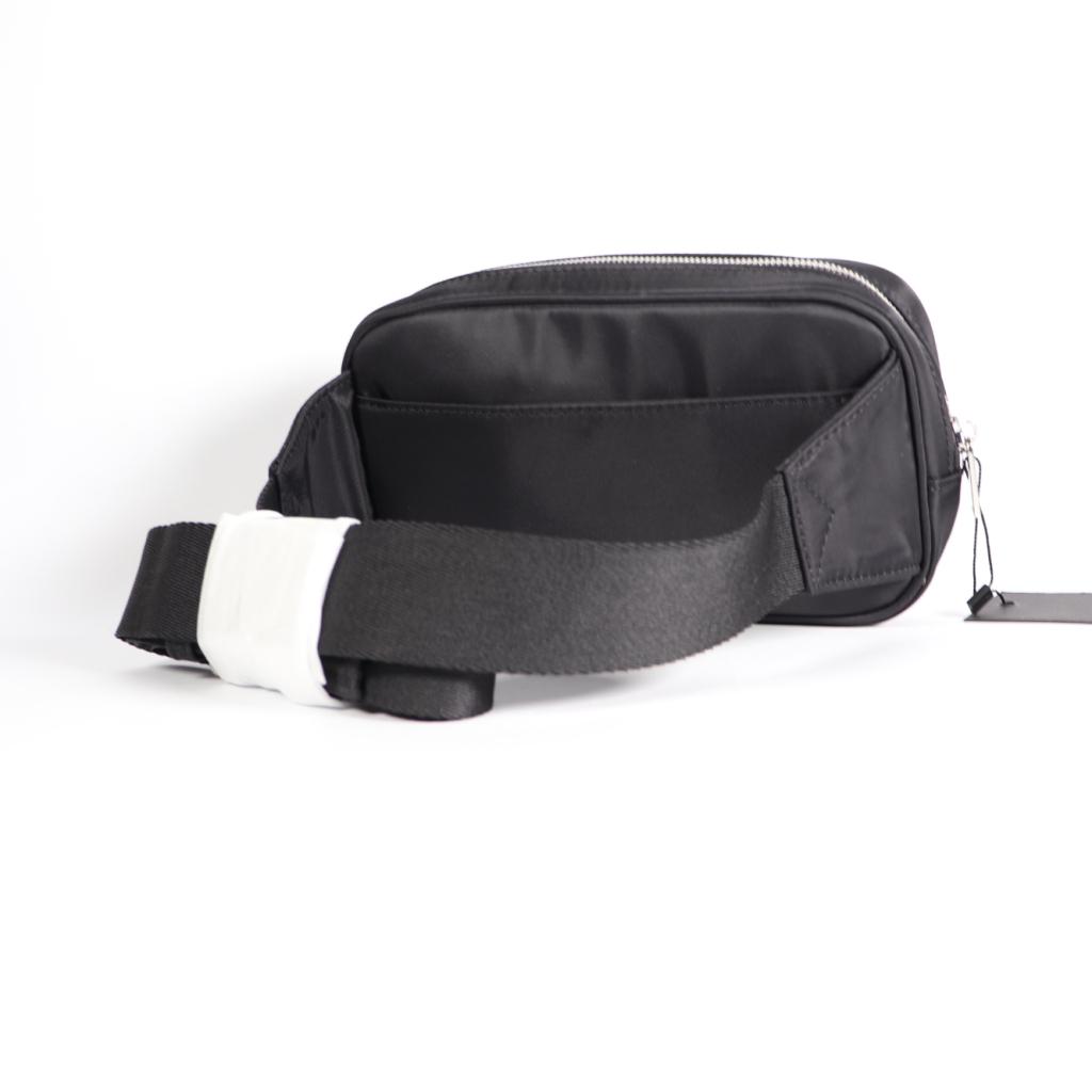 BALR. - Waistpack 2-Zip - Jet Black, Flex Ltd., Zo goed als nieuw, https://flex.com/contact-us, Nobelstraat 10, 5807 GA Oostrum LB, Limburg, Nederland