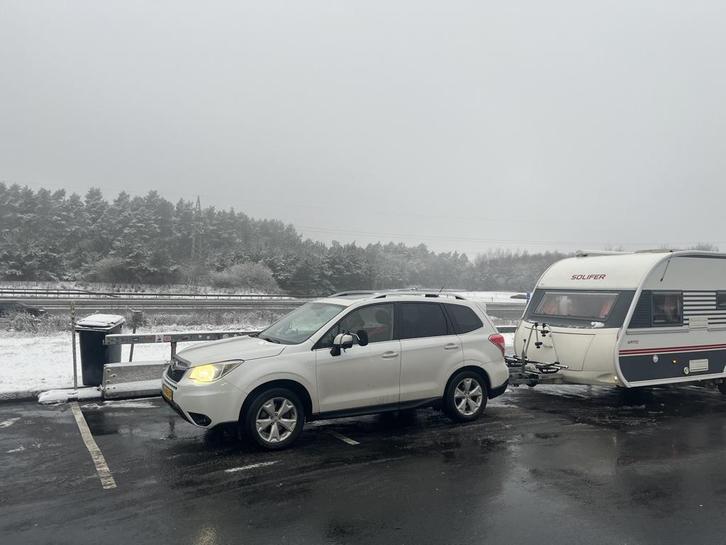 Subaru Forester 2.0 D AWD 2013 Wit, Auto's, Subaru, Particulier, Forester, 4x4, ABS, Achteruitrijcamera, Airbags, Bluetooth, Centrale vergrendeling