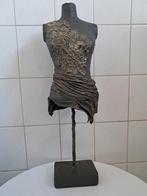 Torso, Ophalen, Zo goed als nieuw