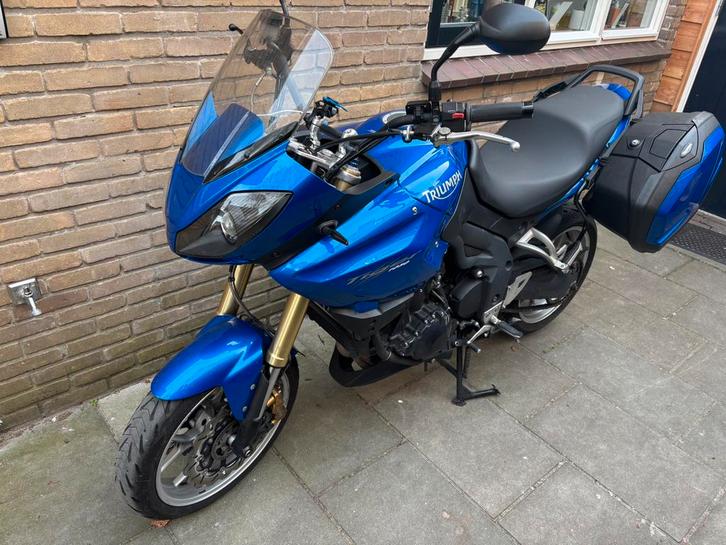 Triumph Tiger 1050 - Opstappen en rijden!, Motoren, Motoren | Triumph, Particulier, Toermotor, meer dan 35 kW, 3 cilinders, Motorrijbewijs A